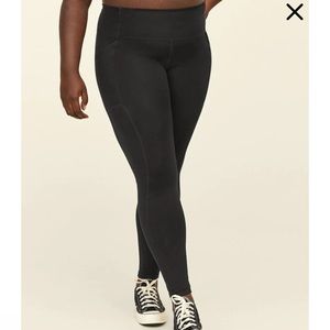 Girlfriend Collective leggings with ✨pockets✨ Black. Size XL.